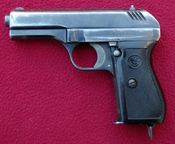 foto Československá pistole Vz.27 předválečné provedení