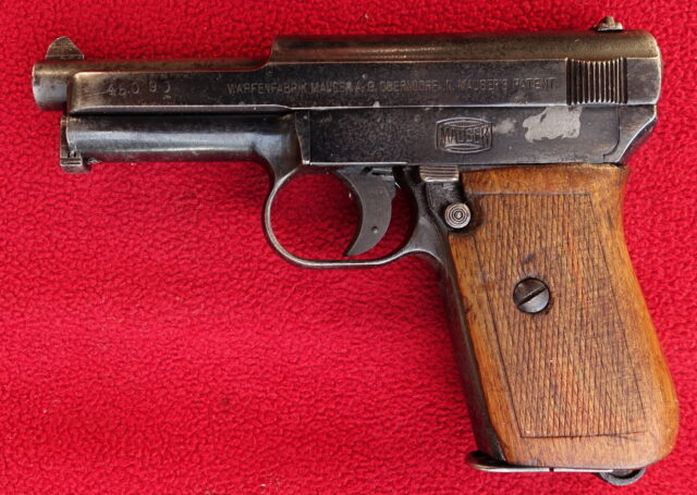 foto Pistole Mauser 1910/14 z výzbroje německé císařské armády – REZERVOVÁNO