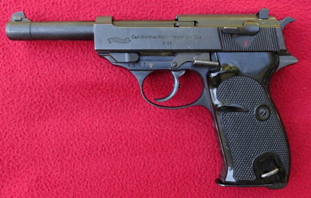 foto Pistole Walther P.38 výroba Ulm – REZERVOVÁNO