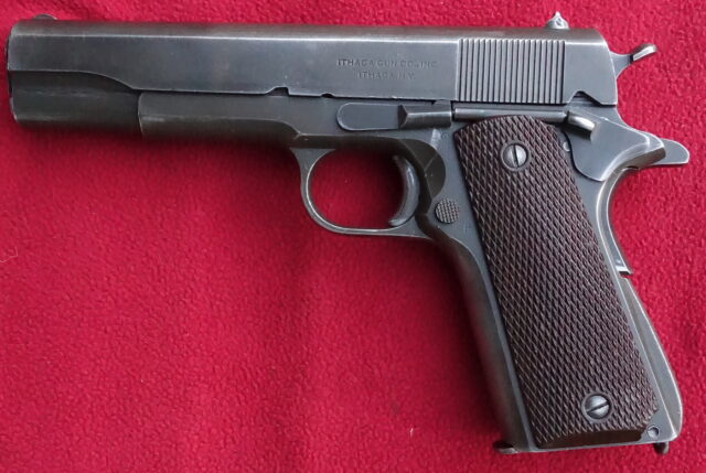 foto Pistole Colt 1911A1 – REZERVOVÁNO