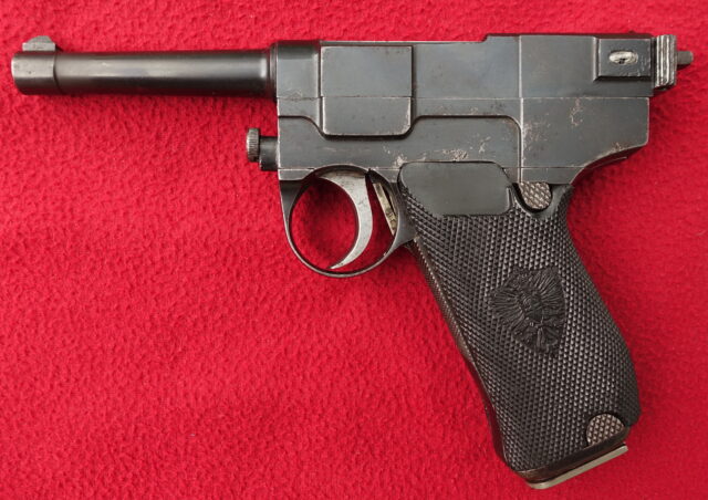 foto Pistole Glisenti mod. 1910 ráže 7,65 mm Glisenti