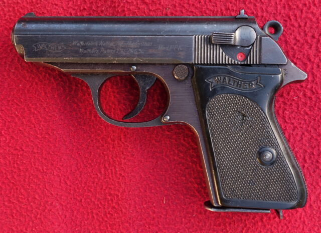 foto Pistole Walther PPK Zella Mehlis rok výroby 1945