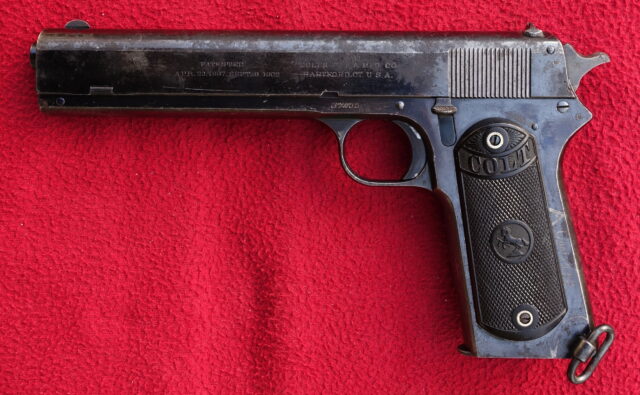 foto Pistole Colt 1902 Military
