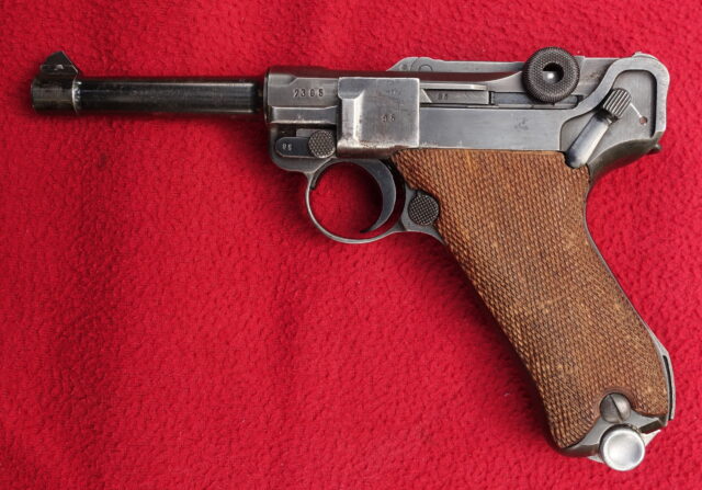 foto Pistole Mauser P08 z roku 1938 – REZERVOVÁNO