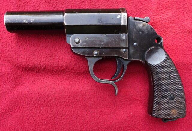 foto Signální pistole Walther Heeres Model
